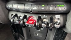 MINI Hatchback 1.5 Cooper Classic 3dr Auto [Comfort/Nav Pack] Petrol Hatchback